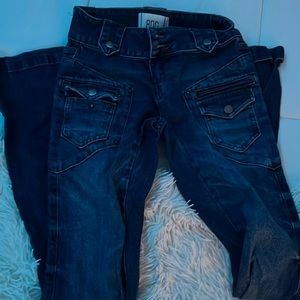 These are lowrise jeans from urban outfitters, size small.